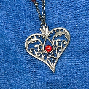 Dainty Red Rhinestone Heart Pendant Necklace: Romantic Jewelry Gift