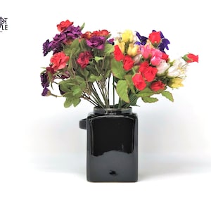 Elegant Stoneware Canister with Handle - Tea Storage & Decorative Kitchen Container