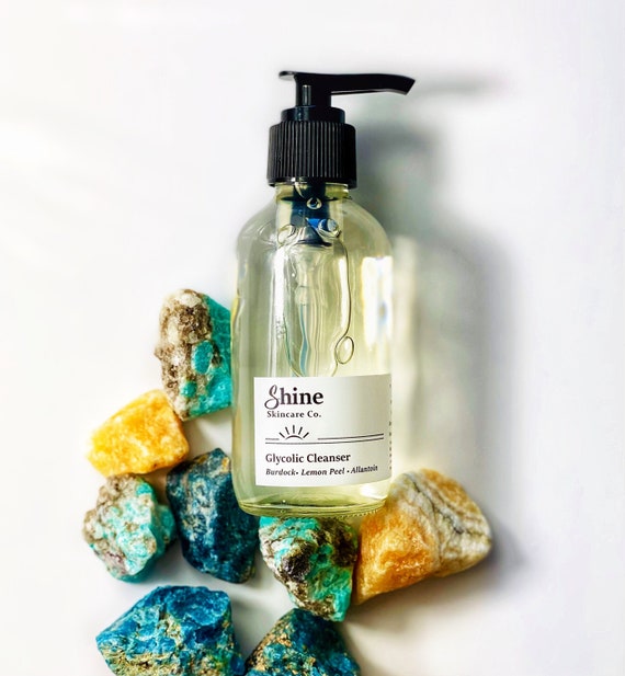 Glycolic Acid Face Wash: Exfoliating Skin Care