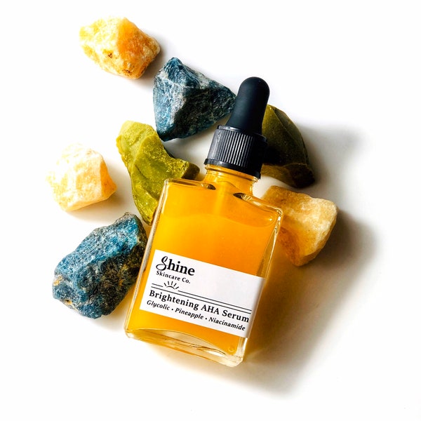 Sérum visage éclaircissant aux AHA avec acide glycolique et niacinamide - Soins de la peau naturels - Végétalien