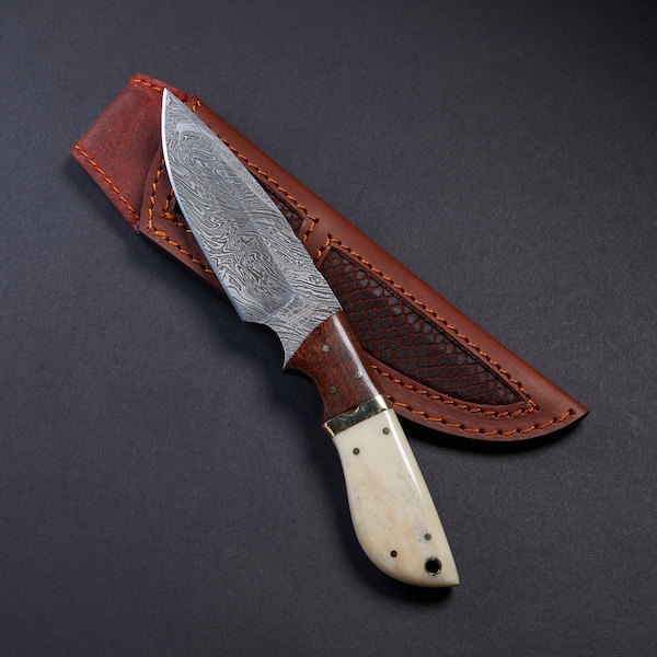 Handmade 1095 Damascus Steel Fixed Blade Utility Knife (Walnut wood/Bone Handle)
