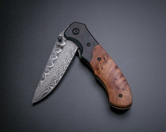 Linerlock Folding Pocket Knife With VG Core Damascus Steel and Maple Burlwood Handle (Pocket Clip)