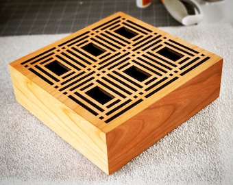 Cubierta de timbre de madera hecha a mano - Tamaño personalizado, múltiples diseños