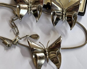 Vintage Silver Tone Butterfly Necklace Clip on Earring Set