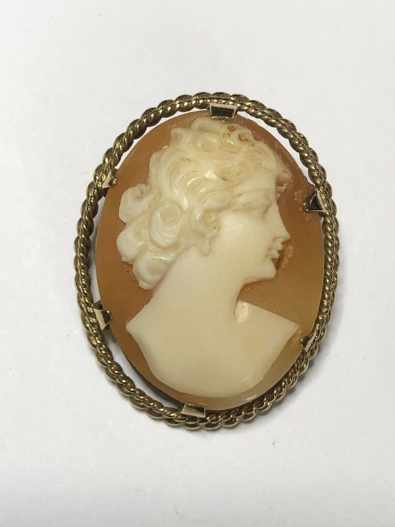 Vintage 9ct Gold Shell Carved Cameo Brooch - image 9