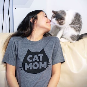 Cat Mom, The Original Cat Mom Shirt, Cat Mom T-Shirt, Crazy Cat Mom, Unisex Cat Mom T-Shirt, Gray Heather Cat T-Shirt