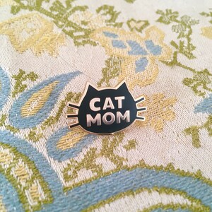 Cat Mom Enamel Pin Free Shipping no minimum image 6