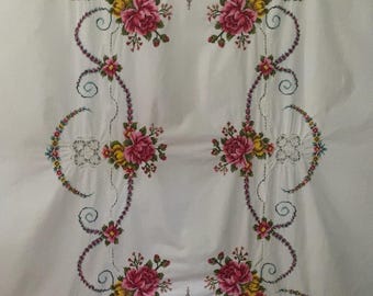 Vintage Cross Stitch Tablecloth & 8 Napkins Set, Pink Rose Floral Embroidery, White Cutwork Lace, Cottagecore Tea Party Linen