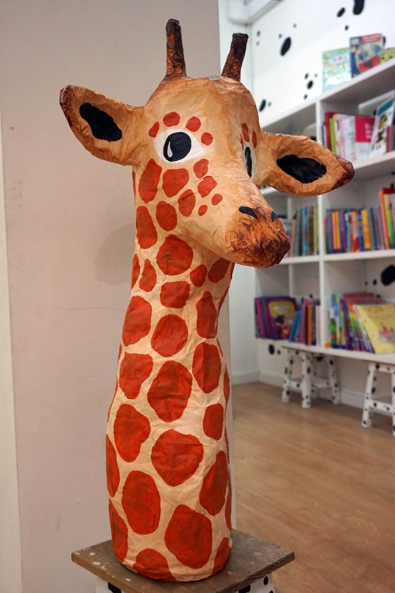 Paper-mache giraffe head totem Big Cecília. Large paper | Etsy