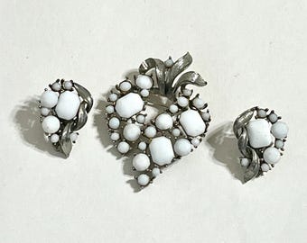 Vintage Milk Glass Brooch and Earrings Set – Silver Leaf Costume Jewelry