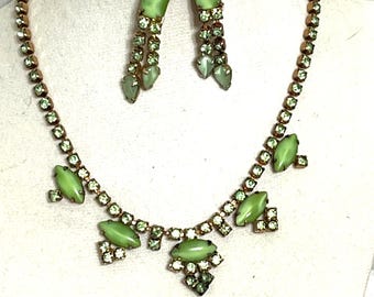 Antike Vintage Grün Cabochon Strass Gold Ton Choker Halskette