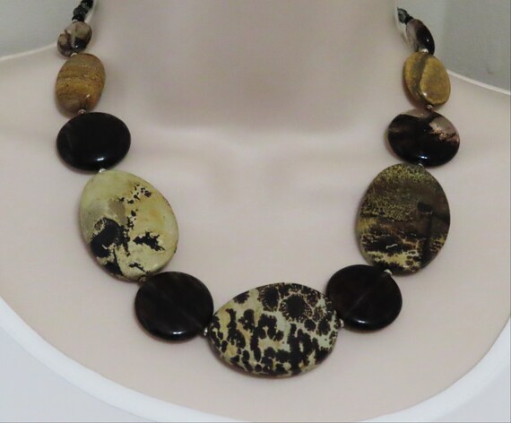 Gemstone statement necklace, large flat jasper an… - image 3