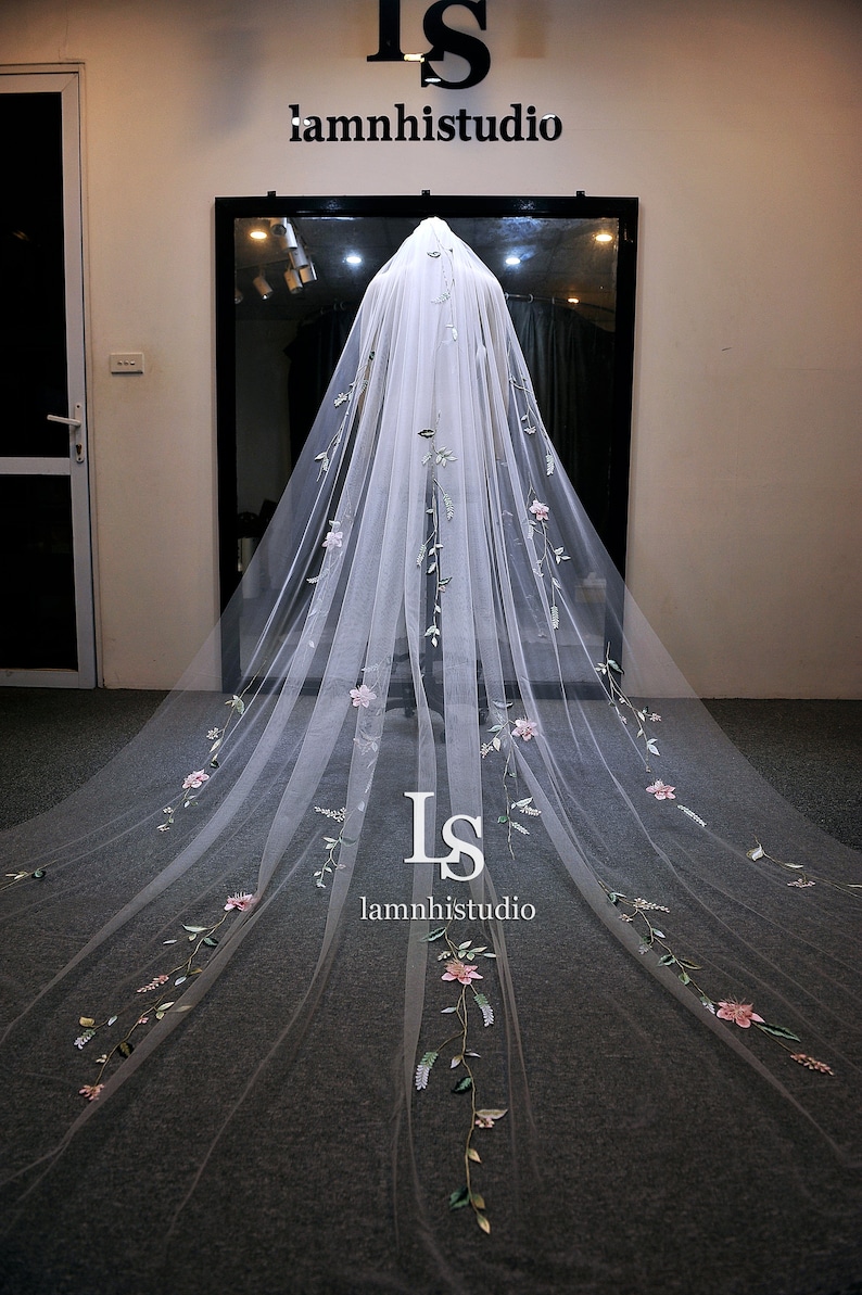 LS186/3D embroidery flower veil/ embroidery veil / flower veil/ bridal veil/ unique veil/ custom veil/ bespoke veil image 10