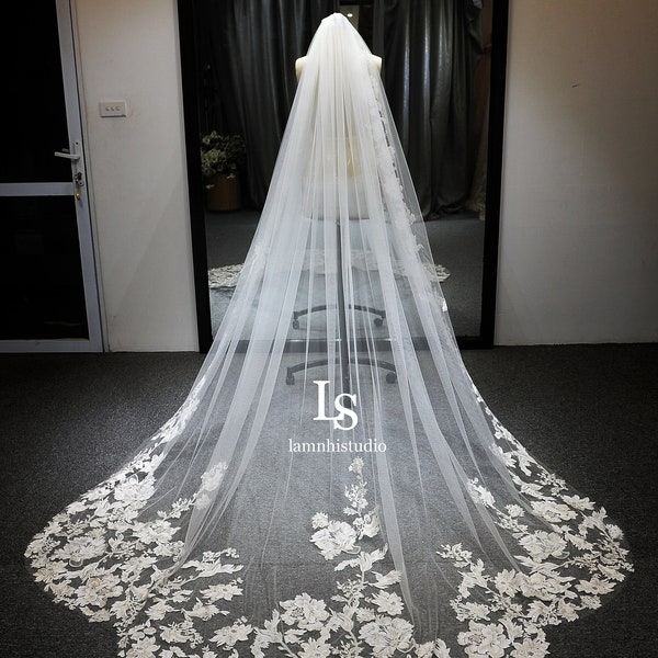 LS26/ Big lace Wedding Veil/ One Tier Flower Veil/ Custom Veil,Cathedral Wedding Veil