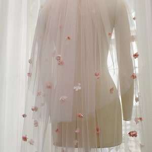 LS17/ Floral Wedding Veil, / 2Tier Flower Veil, Custom Veil, finger tip wedding veil