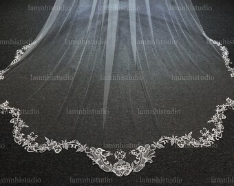 LS144/ lace veil/ scalloped veil/bridal veil/wedding veil/ cathedral veil/custom veil/ simpe veil/ 1 tier veil/