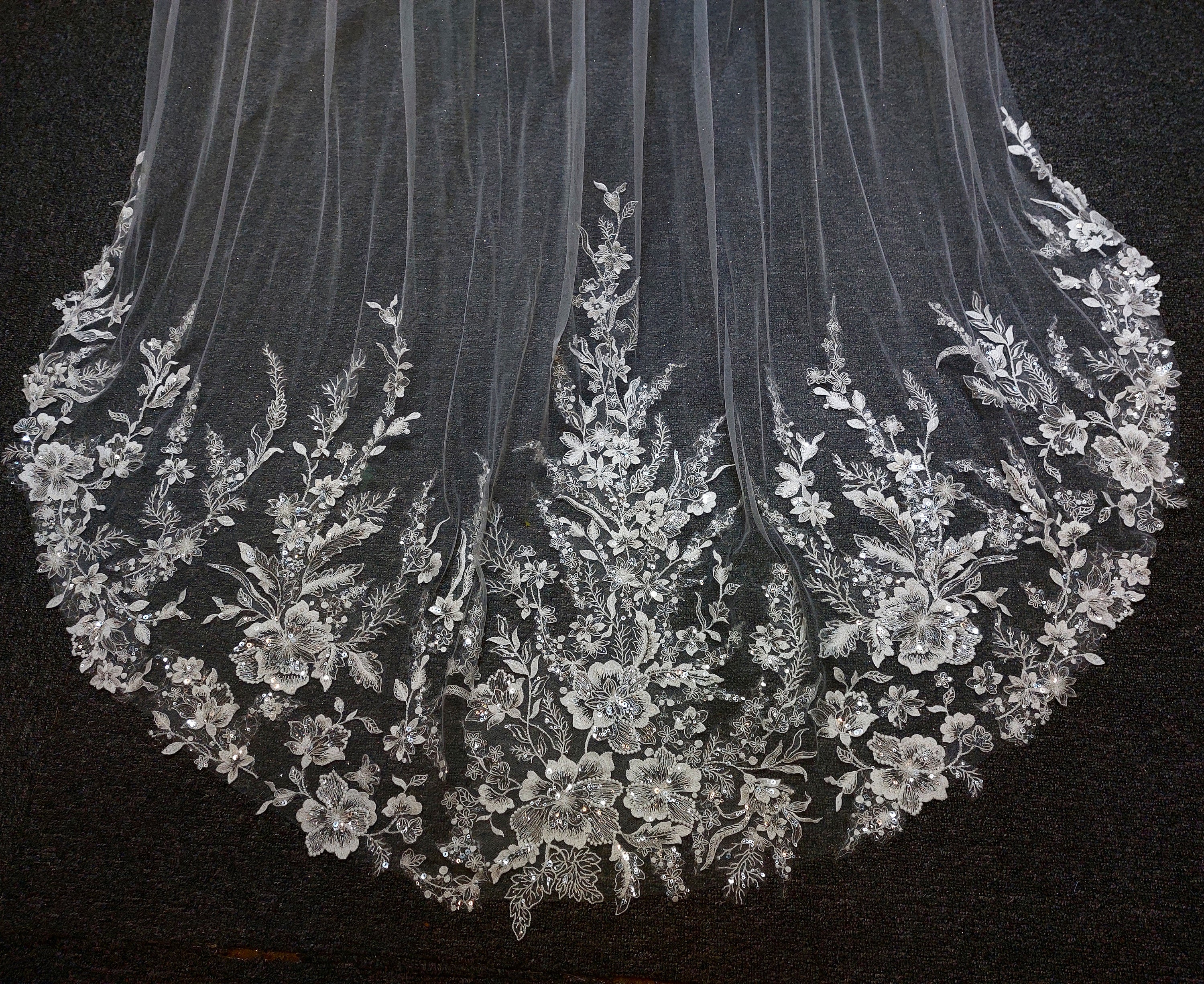 LS152: Sequin Lace Bridal Veil - Floral Off-white, 2.4m - Etsy Canada