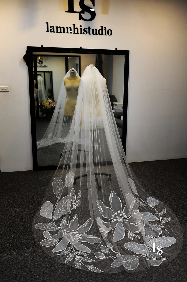 LS111/ Embroidery flower veil/1 tier veil/ bridal veil/ custom veil/ cathedral image 7