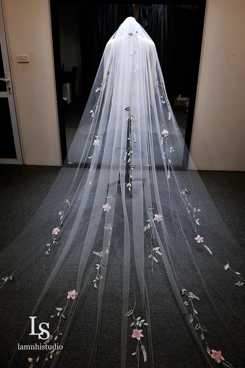 LS186/3D embroidery flower veil/ embroidery veil / flower veil/ bridal veil/ unique veil/ custom veil/ bespoke veil image 6