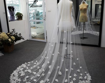 LS46 / 3D Flower Chapel Veil: Light Ivory Bridal Veil, Organza Tulle