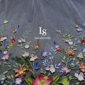 LS189/ 3D flower embroidery lace veil / bridal veil/ embroidery veil/ flower veil / weddingveil/ bespokeveil/ customveil