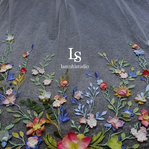 LS189/ 3D flower embroidery lace veil / bridal veil/ embroidery veil/ flower veil / weddingveil/ bespokeveil/ customveil