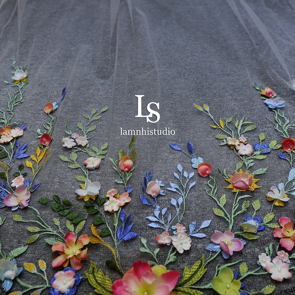 LS189/ 3D flower embroidery lace veil / bridal veil/ embroidery veil/ flower veil / weddingveil/ bespokeveil/ customveil