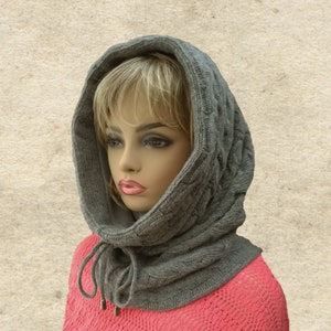 Knitted Wool Hooded Cowl: Fleece Lined Winter Scarf