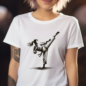 Monkey King In Fierce Kung Fu Kick With Chinese Calligraphy T-Shirts - Foto 7