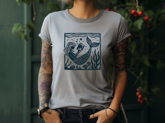 Mermaid Shirt. Book Lover Tee. Reading Tee. Reader Shirt. Underwater Book. Mermaid Gift. Bookworm Shirt. Reading Gift. Ocean Book Tee #FC964