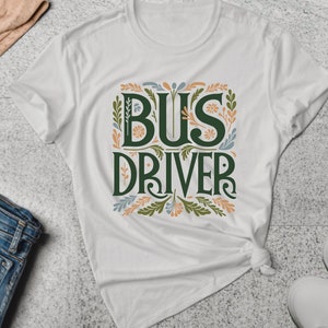 バス運転手Tシャツ。バス運転手ギフト。バスオペレーターTシャツ。スクールバスTシャツ。交通機関運転手Tシャツ。輸送Tシャツ。スクールバストップ。通勤シャツ