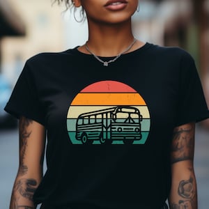 バス運転手シャツ。バス運転手ギフト。バスTシャツ。スクールバスシャツ。交通機関運転手Tシャツ。交通機関ギフト。通勤者シャツ。バスファンアパレル