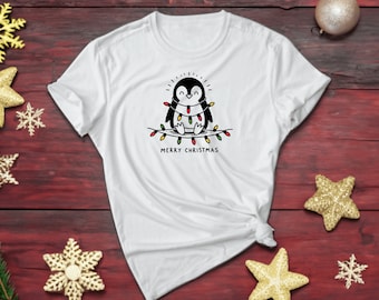 Camisa de pingüino. Camiseta pingüino. Camisa festiva. Camiseta navideña. Camiseta de pingüino de Navidad. Presente de pingüino. Camisa de invierno. Camiseta de animales. Linda camiseta de pingüino