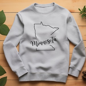Suéter de Minnesota. Regalo de Minnesota. Cuello redondo estatal de MN. Regalo estatal de MN. Sudadera MN Love. Me encanta la ropa Mn. Suéter Mn Orgullo