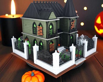 LED Haunted House Diorama – 1:64 Scale Gothic Halloween Display with Remote