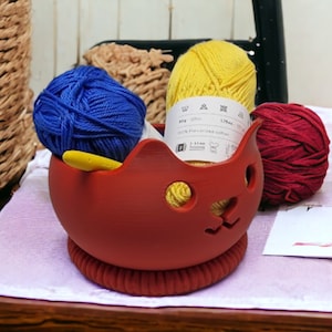3D Printed Cat Yarn Bowl - Adorable Weighted Wool Organizer for Crocheting & Knitting Supplies, Gift for Cat Lovers