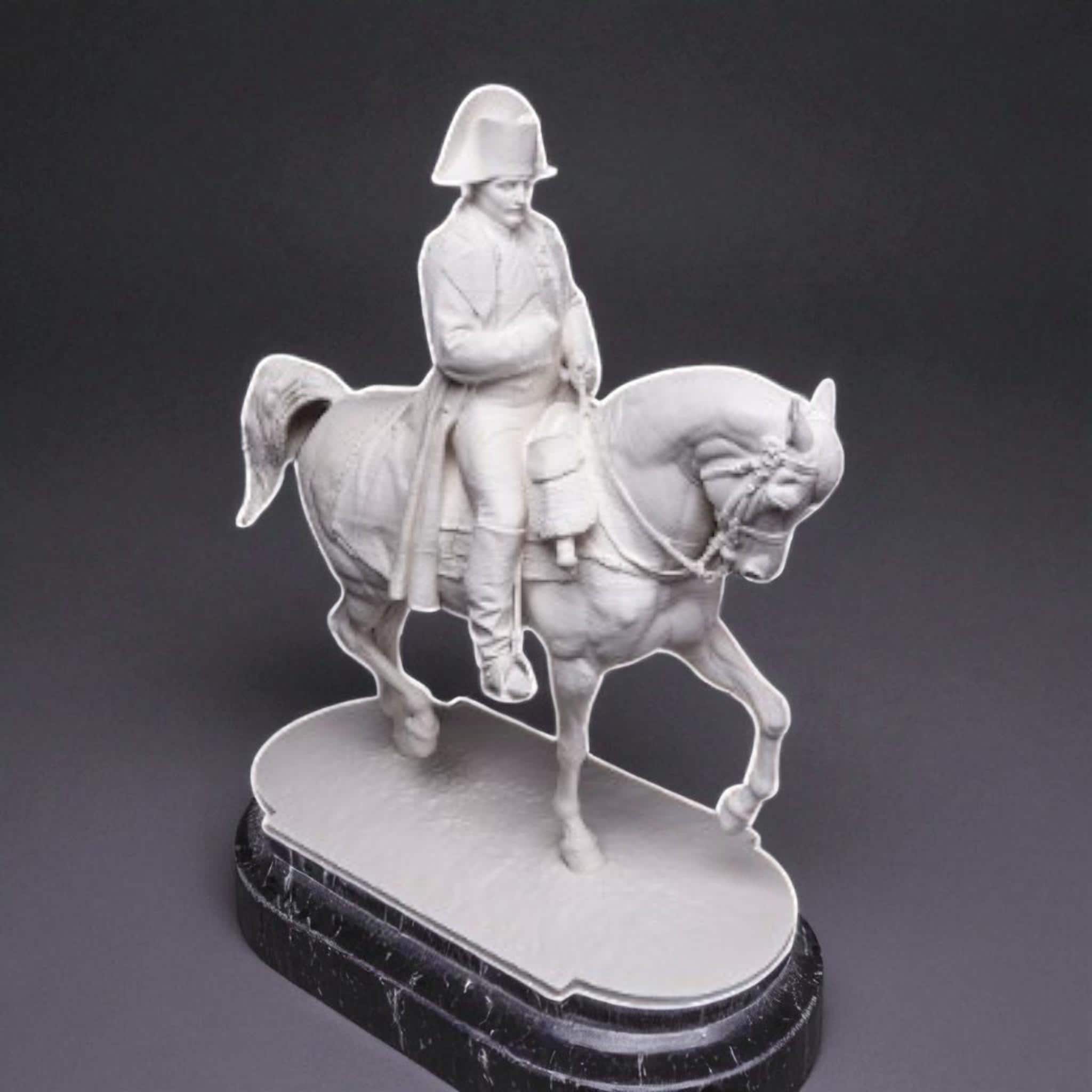 CAVALIER HUSSARD 1812 Empire Napoleon Armée Rouge Figurines Résine Statue Soldat EUR 12,90 CAVALIER HUSSARD 1812 Empire Napoleon Armée Rouge Figurines Résine Statue Soldat EUR 12,90