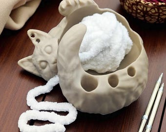 Cat Yarn Bowl Bundle with Tool Holder, 3D Printed Eco-Friendly Set