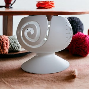 Art Deco Style Yarn Bowl Unique 3D Printed - Elegant Yarn Holder for Knitting and Crochet