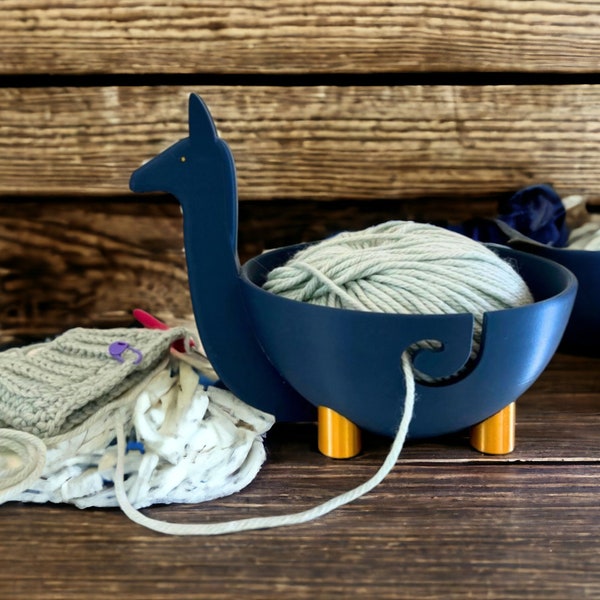 Llama Yarn Bowl Unique 3D Printed Holder - Quirky Knitting and Crochet Organizer