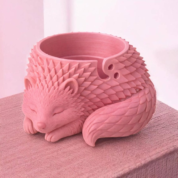 Hedgehog Yarn Bowl, Eco-Friendly 3D Printed Holder for Knitting and Crochet