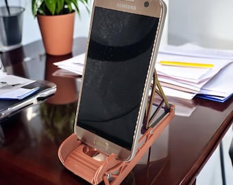 Racing Phone Holder – 3D Printed Seat Style Stand with Custom Rollcage and Lettering
