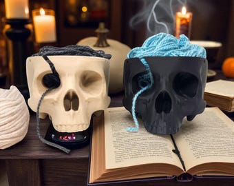 Skull Yarn Bowl – Gothic Knitting & Crochet Holder | 3D Printed Spooky Gift for Crafters
