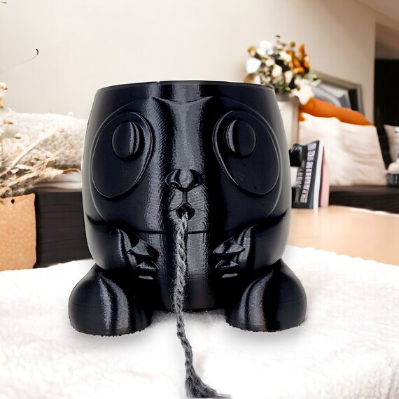 3D-Printed Sloth Yarn Bowl – Knitting Crochet Accessory, PLA Plastic