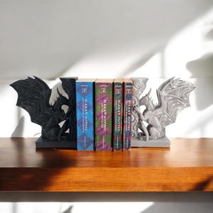Dekoracja fantasy Dragon Bookend | Podpórka do półek na książki drukowana w 3D zdjęcie 2