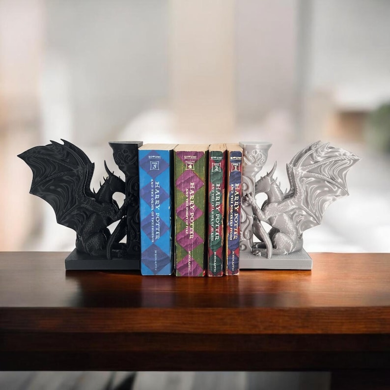 Dekoracja fantasy Dragon Bookend | Podpórka do półek na książki drukowana w 3D zdjęcie 3