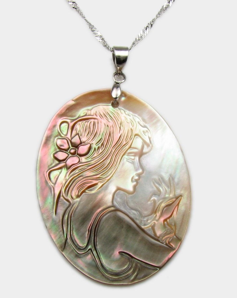 Cameo Pendant Tahitian Shell Pendant 