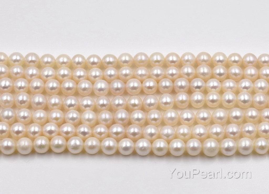Freshwater Cultured Pearl Bracelet in Sterling Silver (7x8mm
