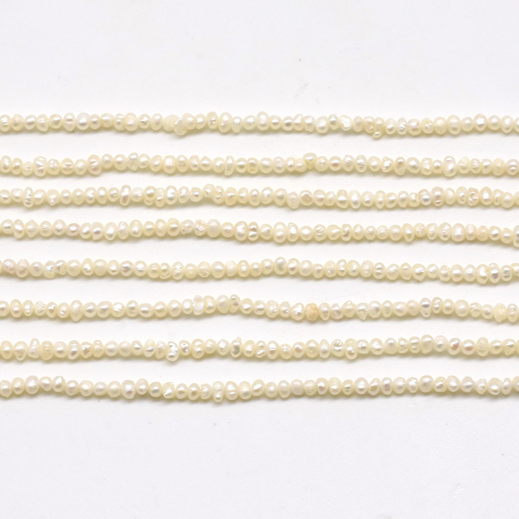 Achetez en gros Perles Artisanales De 24 Couleurs, Petites Graines De Verre  De 2mm Pour La Fabrication De Bijoux Et L'artisanat Chine et Perles à 3.4  USD