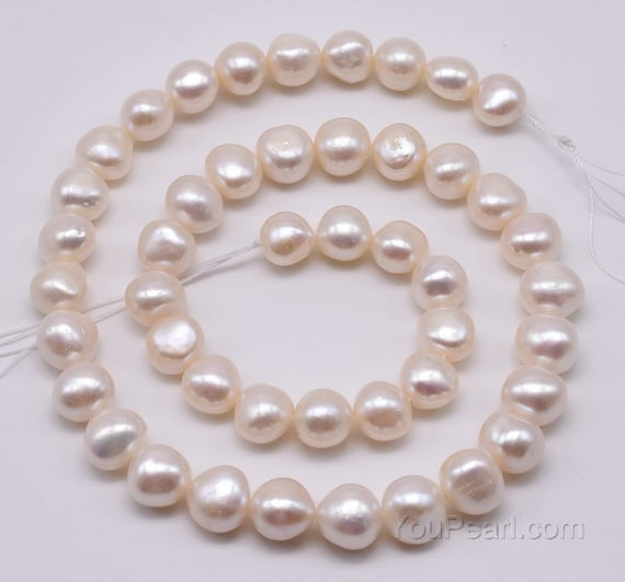 Natural 9-10mm baroque Silvery white freshwater pearl necklace 18" 